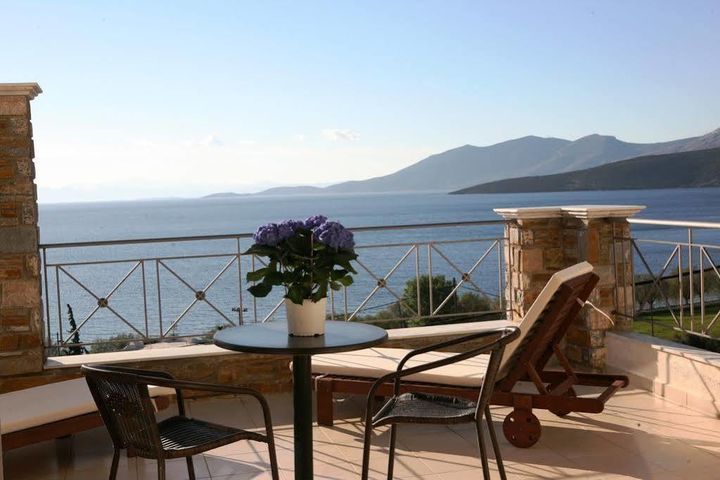 Thea Hotel - Studios & Suites Marmari  Buitenkant foto